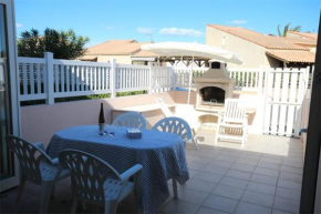 Belle villa climatisée 4-5 couchages 2 terrasses piscine commune parking dans résidence sécurisée 200m de la mer LRMA45
